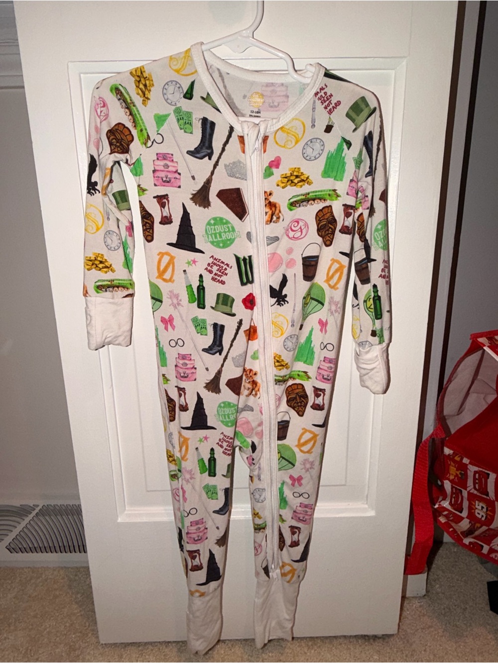 Six Southern Babes Wicked convertible pajamas